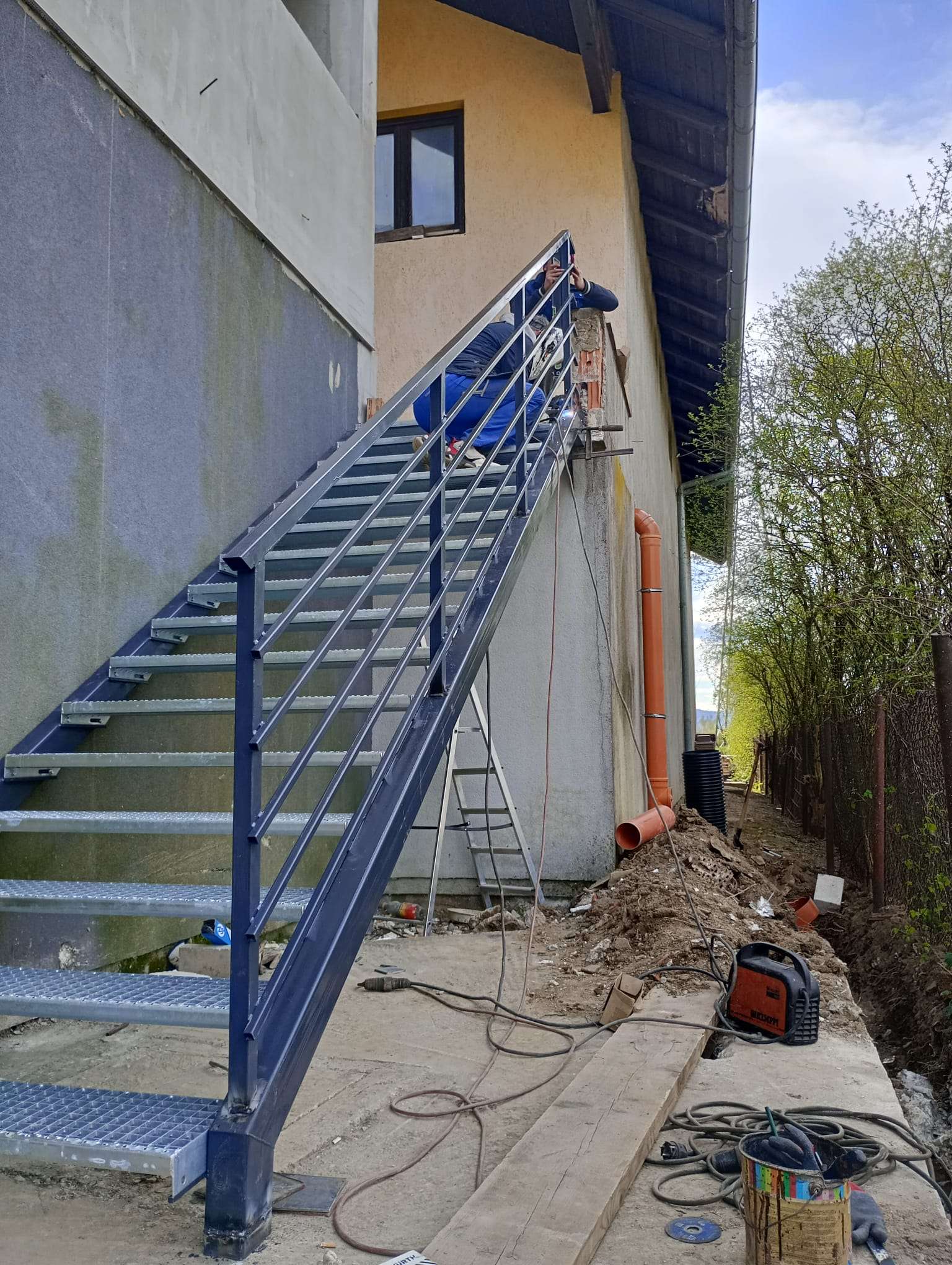 Industrijske i kućne metalne stepenice