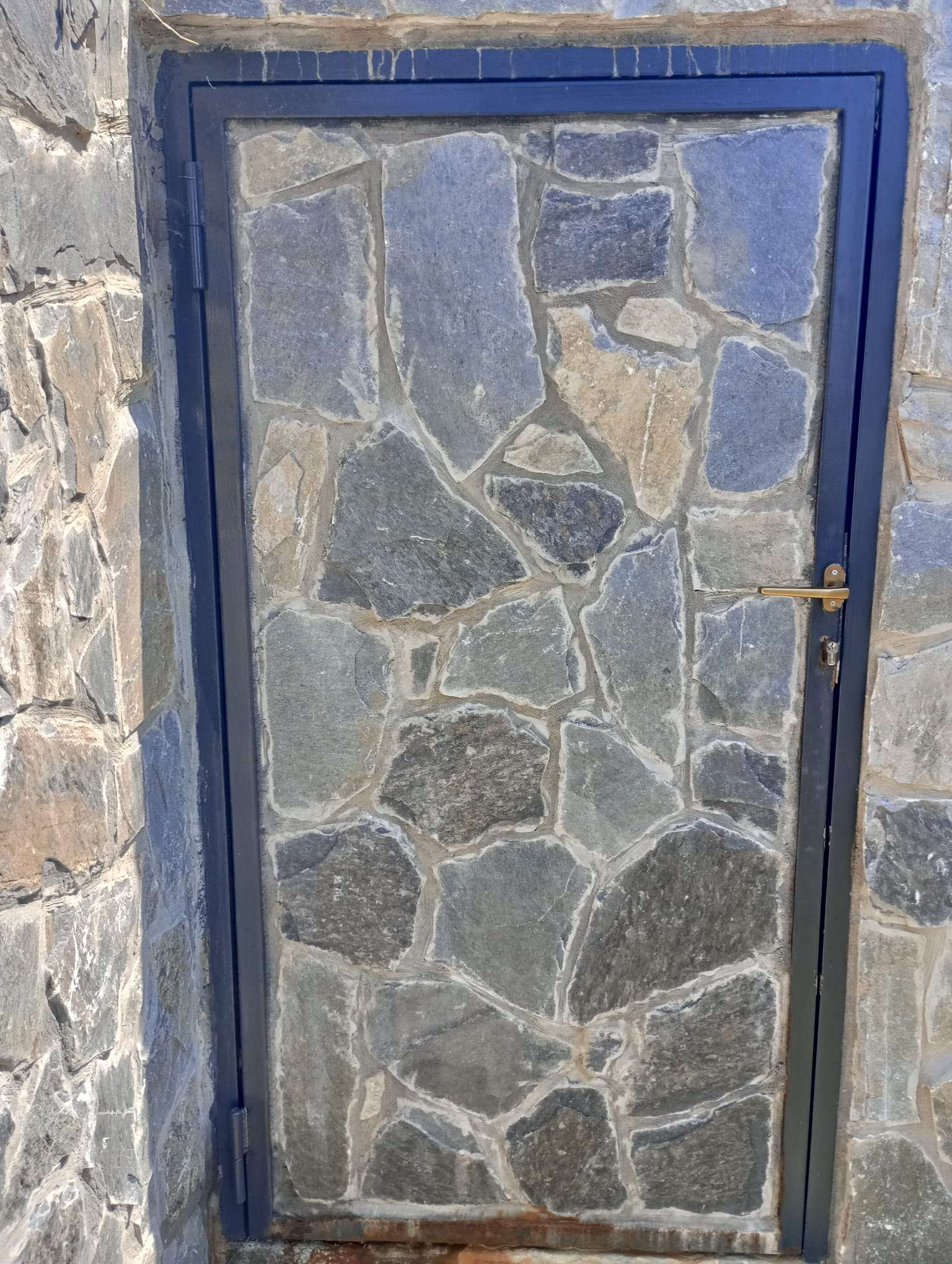 Dvorišna vrata i pješački ulazi po mjeri